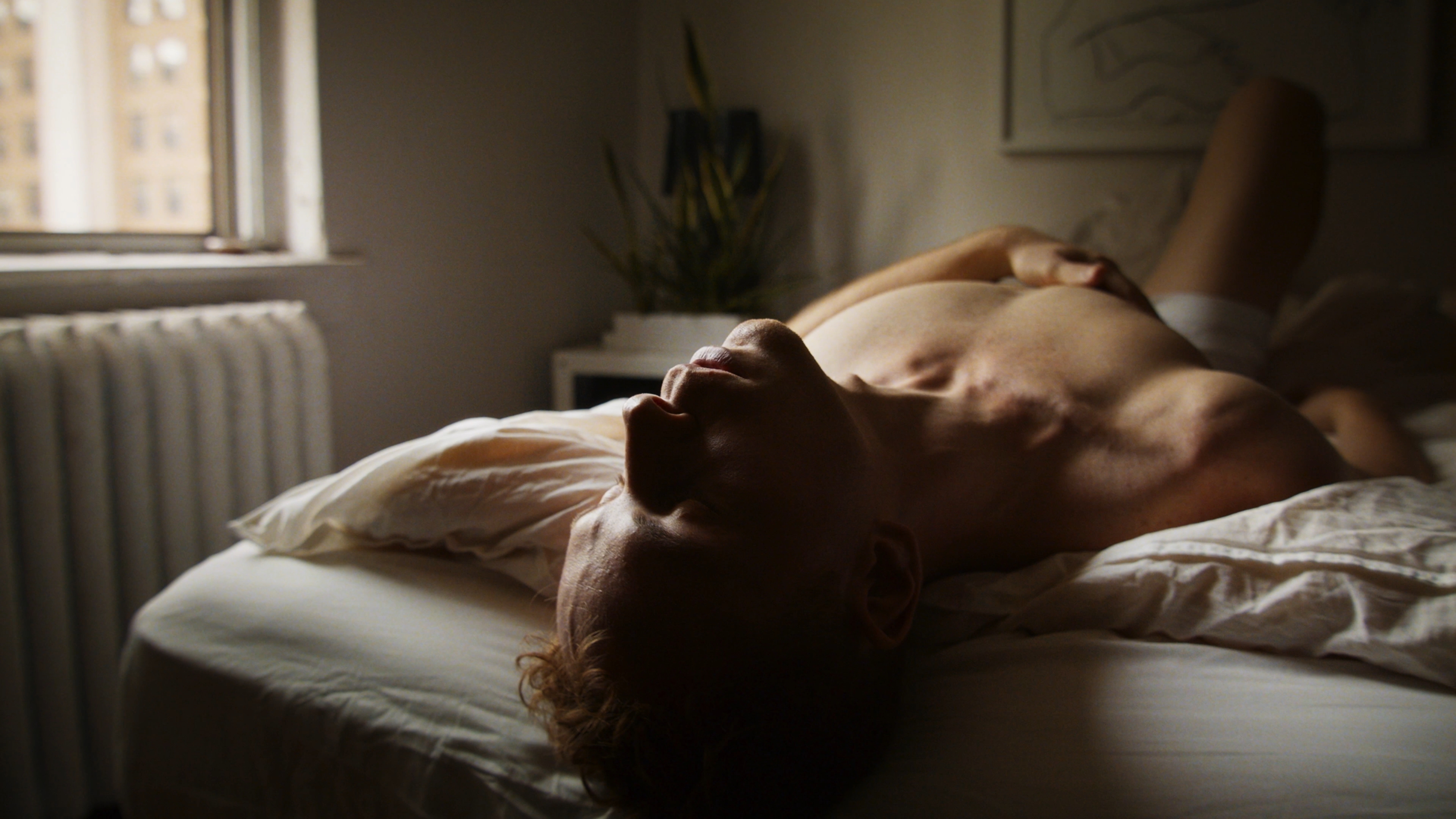 Escape to Saint-Tropez — still 1